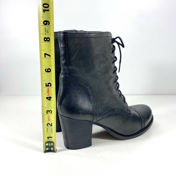 Steve Madden Graanie Black Leather Biker Moto Combat Victorian Ankle Boots 8.5 - Picture 9 of 11